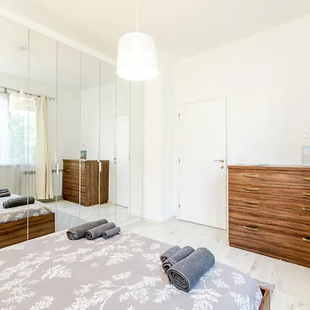 2 Bedroom In The Heart Of